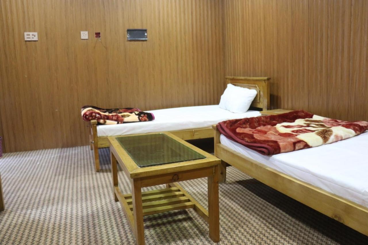 Golden Peak Guest House Gilgit Zewnętrze zdjęcie