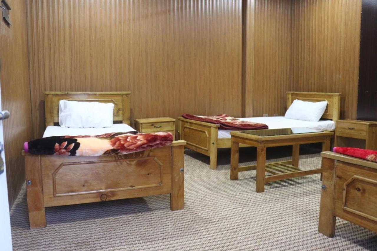 Golden Peak Guest House Gilgit Zewnętrze zdjęcie
